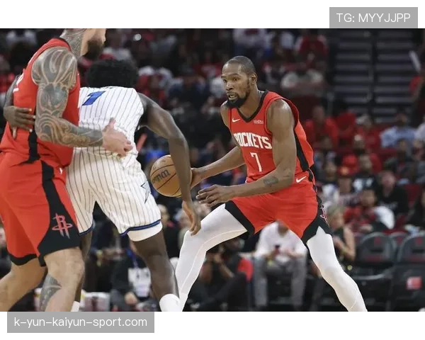 四连胜！火箭110‑102擒独行侠，一战揭示两大事实：无杜兰特也能赢，探花谢泼德成最大隐患